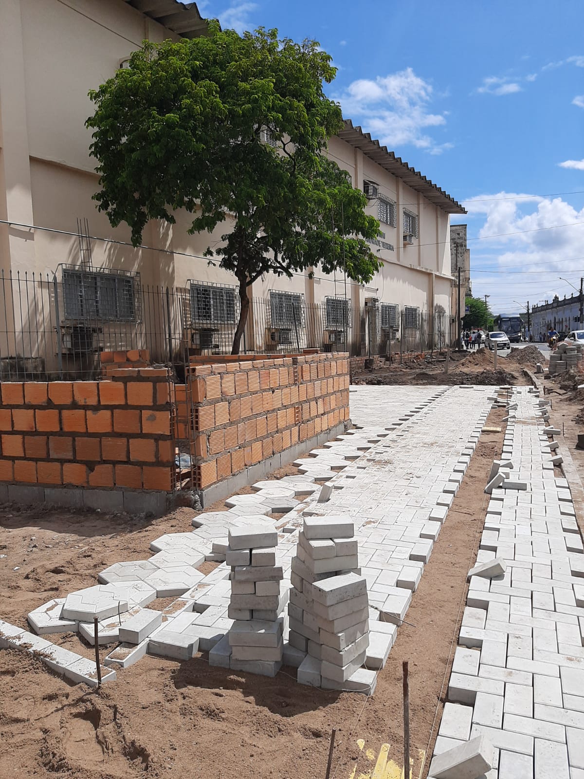 Prefeitura está construindo nova Praça do Fórum