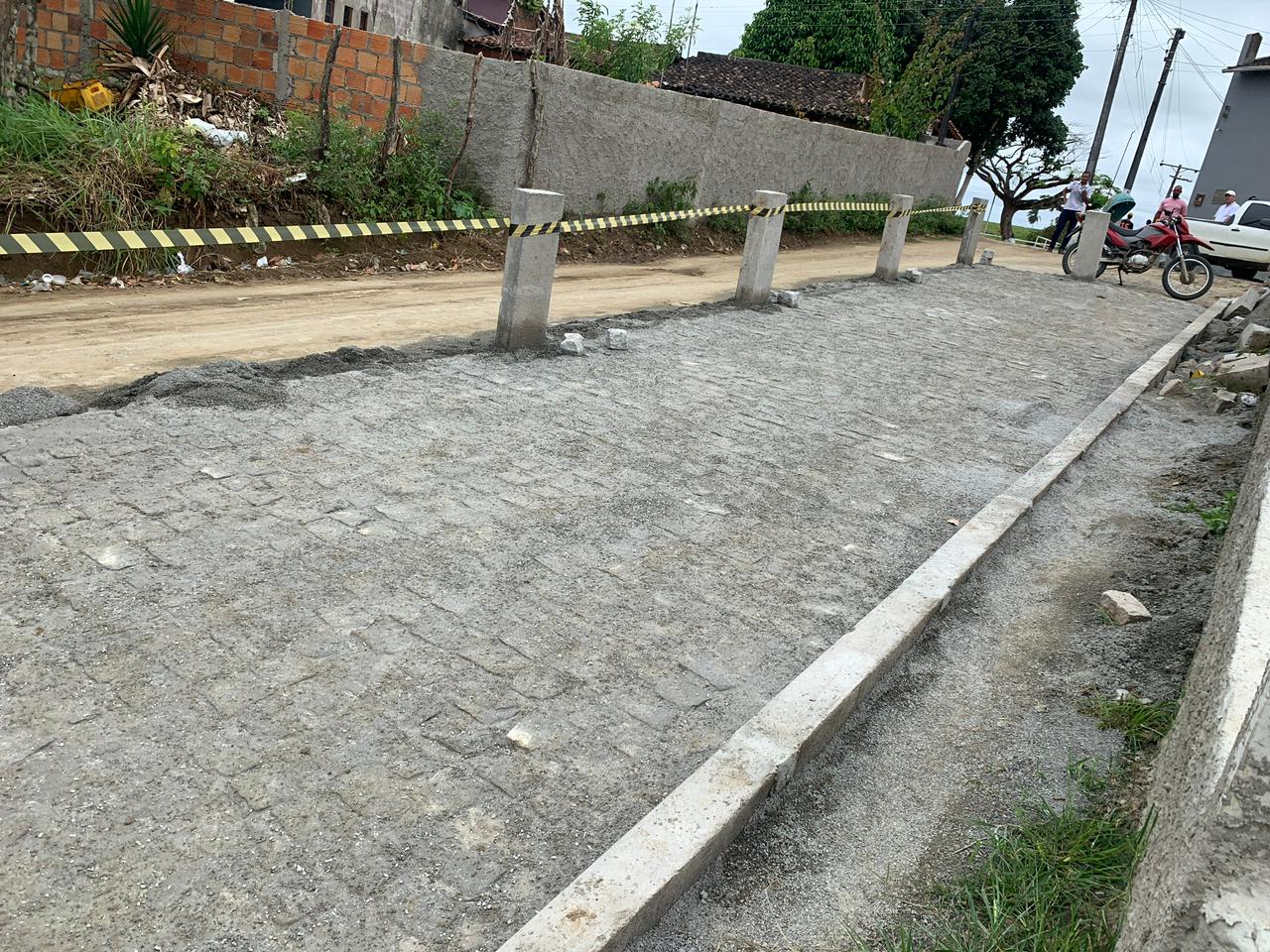 Prefeitura realiza obra de pavimentação na comunidade da Boa Vista